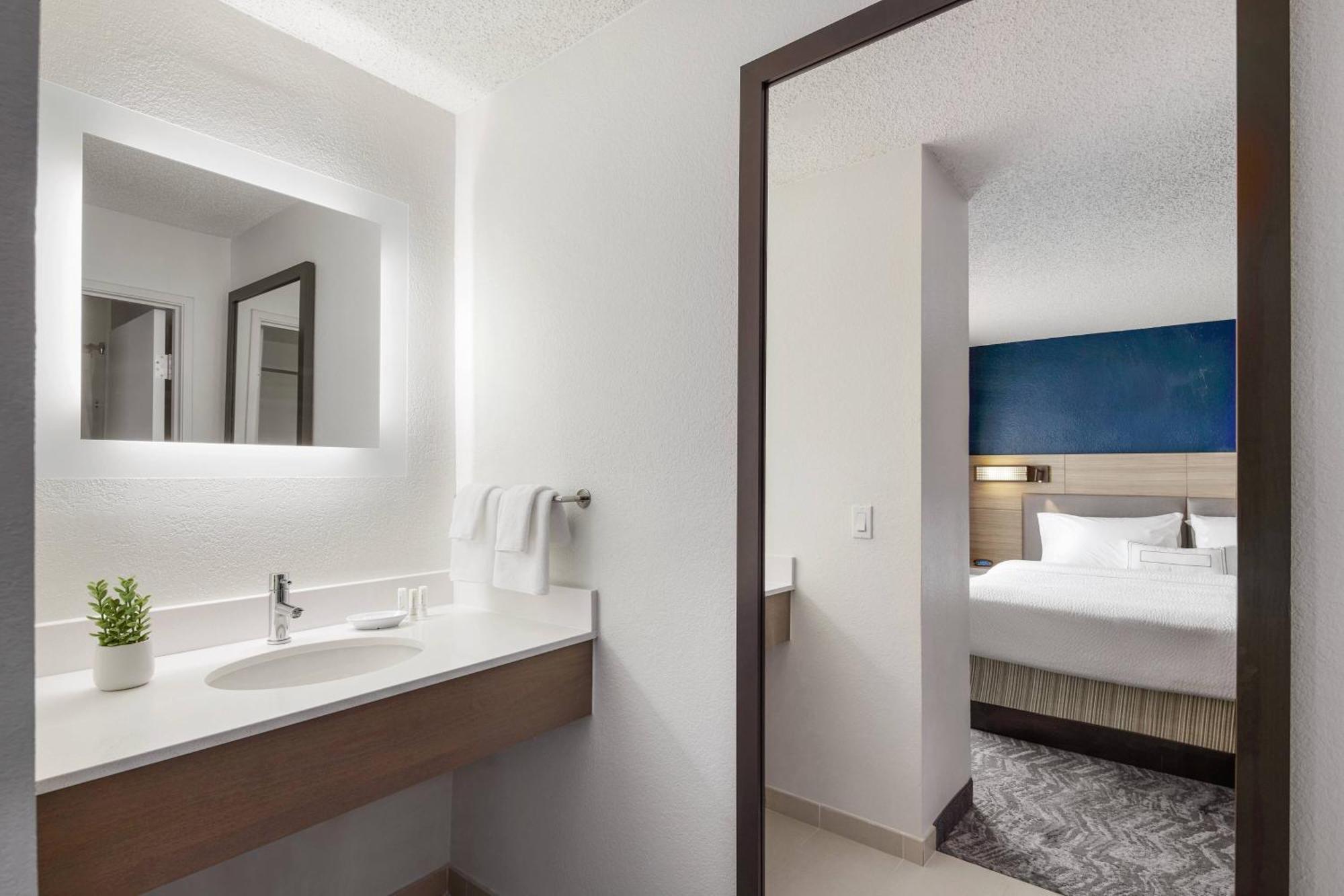 Springhill Suites Tempe At Arizona Mills Mall Екстер'єр фото